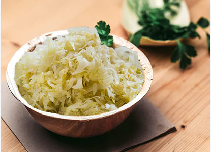 Die saure und pikante Welt des Sauerkrauts: Ein Leitfaden für die Herstellung und den Genuss dieses klassischen fermentierten Lebensmittels